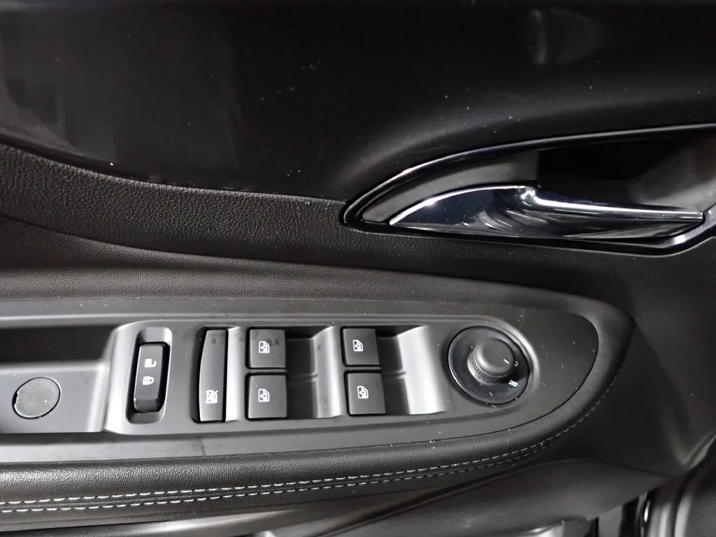 Buick Encore photo 18