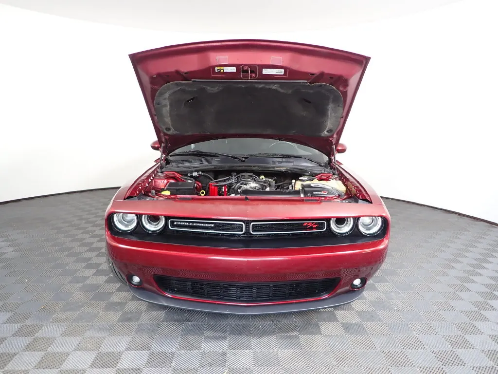 Dodge Challenger photo 36