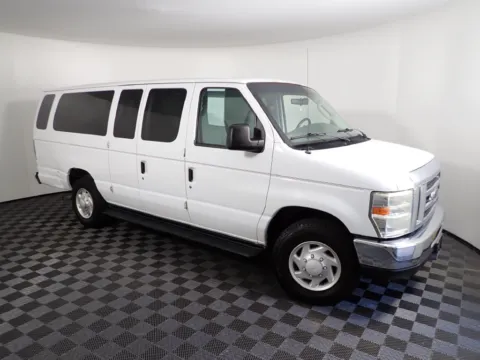 More photos of 2008 Ford E-350SD XL at Don Wood Chevrolet, OH