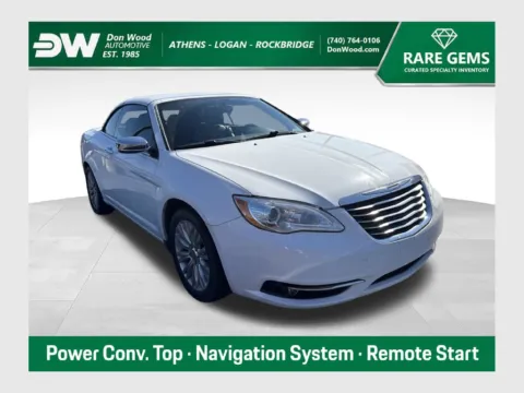 White 2013 Chrysler 200 Limited for sale in Logan, OH