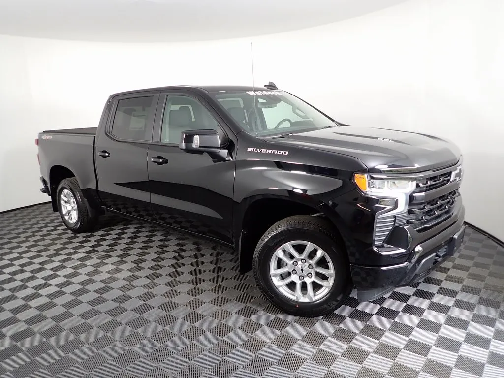Black 2024 Chevrolet Silverado 1500 RST for sale in Logan, OH