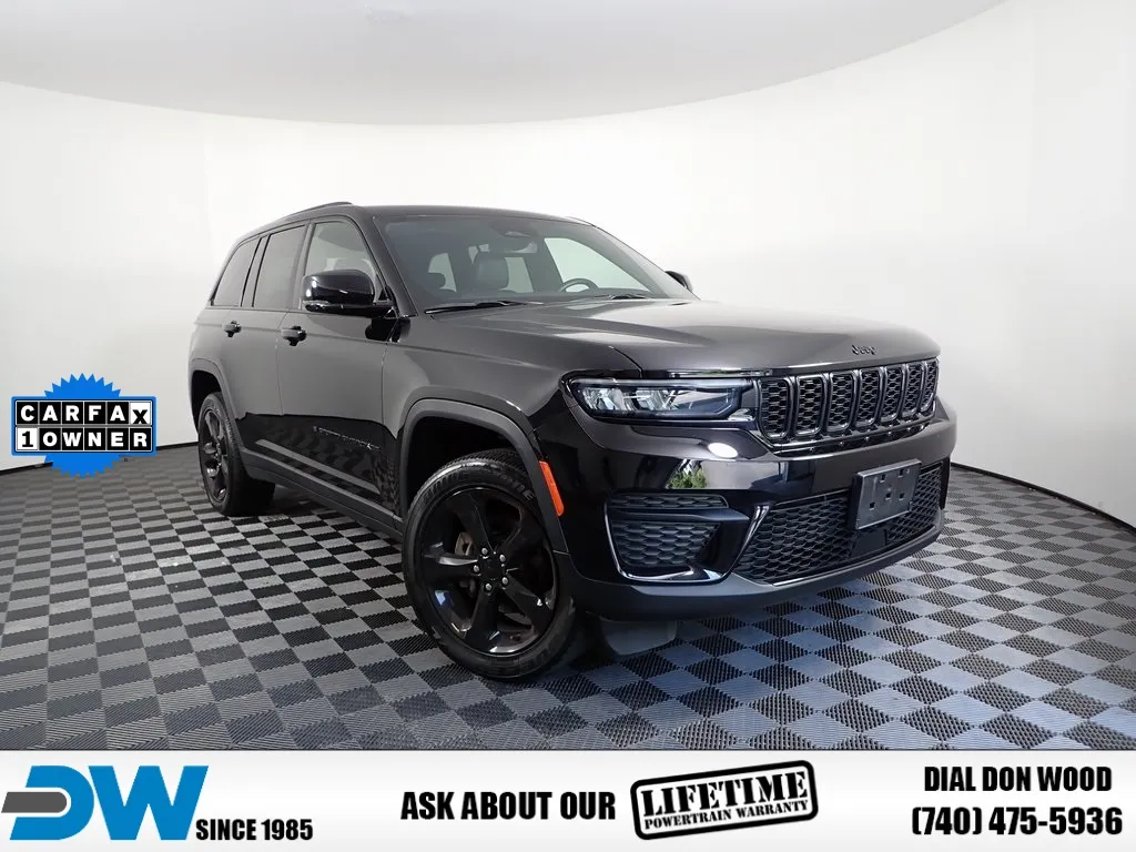Black 2022 Jeep Grand Cherokee Altitude for sale in Logan, OH