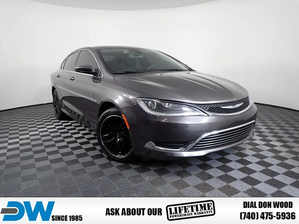 Gray 2016 Chrysler 200 Limited for sale in Logan, OH