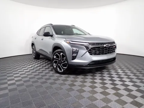 Gray 2025 Chevrolet Trax 2RS for sale in Logan, OH