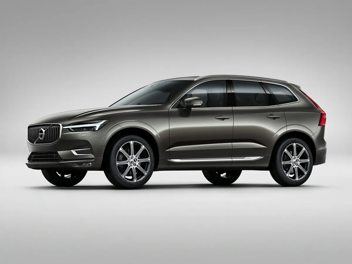 2019 Volvo XC60 T6 Momentum for sale in Logan, OH
