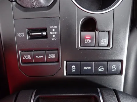 Another view of 2021 Toyota Highlander XLE for sale in Logan, OH at Don Wood Chevrolet