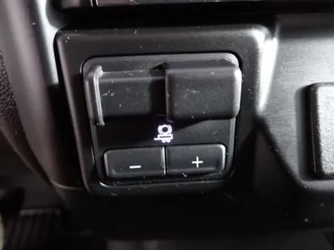 More photos of 2019 Chevrolet Silverado 1500 LT at Don Wood Chevrolet, OH