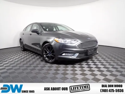 Gray 2018 Ford Fusion Hybrid SE for sale in Logan, OH