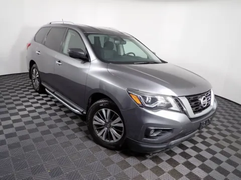 More photos of 2018 Nissan Pathfinder SV at Don Wood Chevrolet, OH