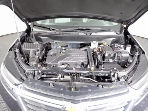 More photos of 2022 Chevrolet Equinox LS at Don Wood Chevrolet, OH