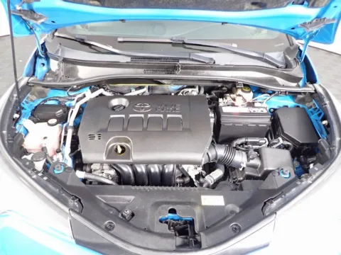 More photos of 2019 Toyota C-HR XLE at Don Wood Chevrolet, OH