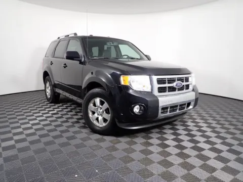 Black 2009 Ford Escape Limited for sale in Logan, OH