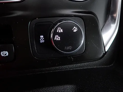 Photos of 2018 Chevrolet Traverse LT for sale in Logan, OH at Don Wood Chevrolet
