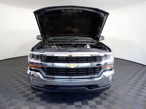 More photos of 2017 Chevrolet Silverado 1500 LT at Don Wood Chevrolet, OH