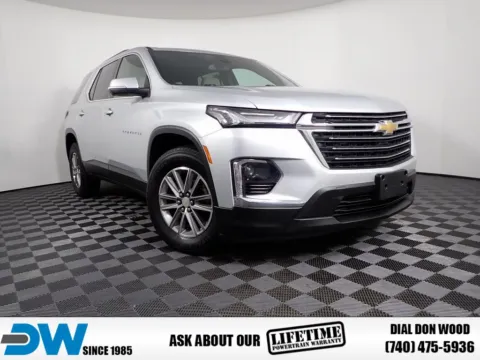 Silver 2022 Chevrolet Traverse LT for sale in Logan, OH