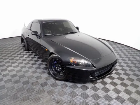 More photos of 2005 Honda S2000 at Don Wood Chevrolet, OH