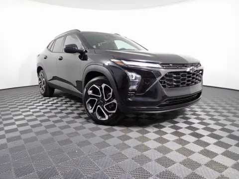 Black 2025 Chevrolet Trax 2RS for sale in Logan, OH