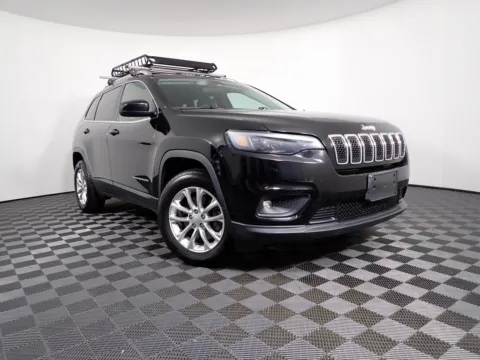 Black 2019 Jeep Cherokee Latitude for sale in Logan, OH