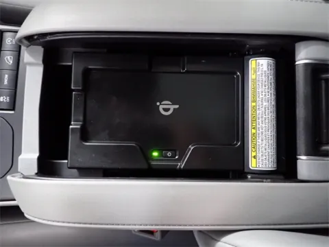 More photos of 2022 Toyota Highlander XLE at Don Wood Chevrolet, OH