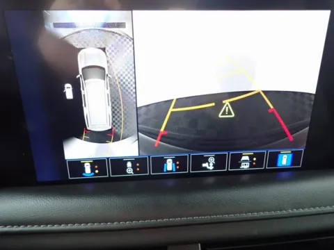 More photos of 2023 Chevrolet Suburban LT at Don Wood Chevrolet, OH