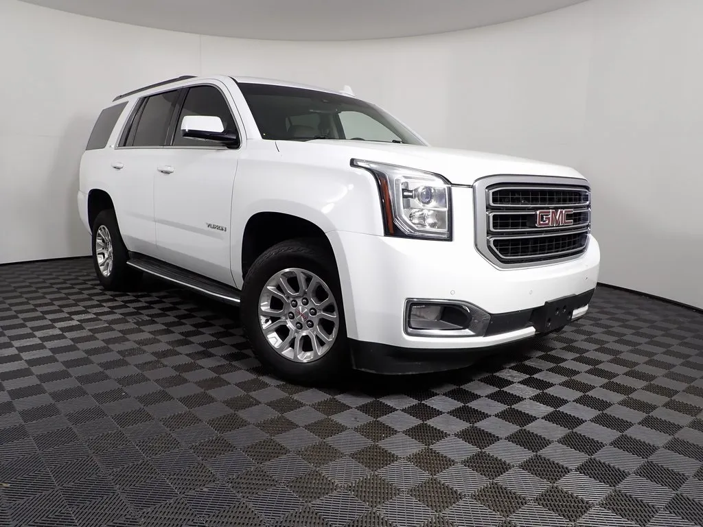 White 2017 GMC Yukon SLT for sale in Logan, OH