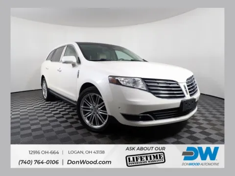 White 2019 Lincoln MKT Standard for sale in Logan, OH