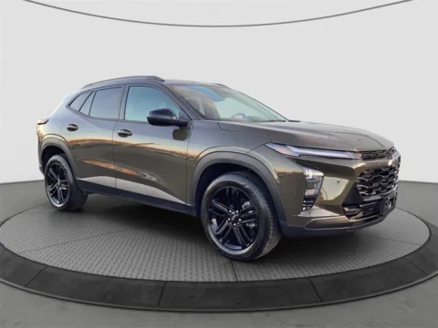 Brown 2024 Chevrolet Trax ACTIV for sale in Logan, OH