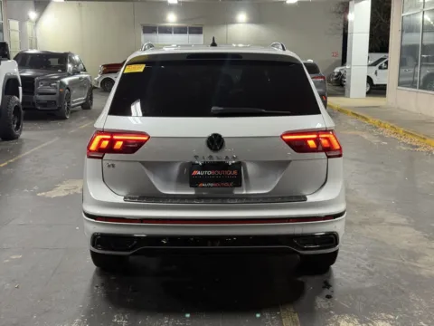 More photos of 2022 Volkswagen Tiguan SE R-Line Black at Auto Boutique Texas, TX