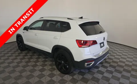 More photos of 2022 Volkswagen Taos SE at Auto Boutique Texas, TX