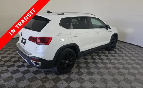 More photos of 2022 Volkswagen Taos SE at Auto Boutique Texas, TX