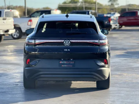 More photos of 2021 Volkswagen ID.4 Pro at Auto Boutique Texas, TX