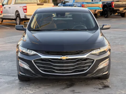 More photos of 2023 Chevrolet Malibu LT at Auto Boutique Texas, TX