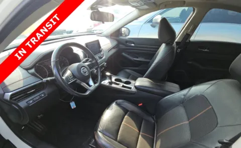 More photos of 2022 Nissan Altima 2.5 SR at Auto Boutique Texas, TX