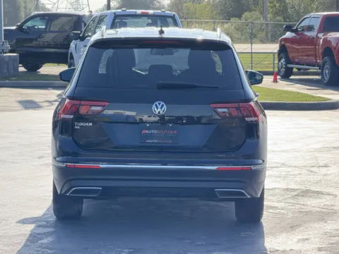 More photos of 2021 Volkswagen Tiguan SE at Auto Boutique Texas, TX