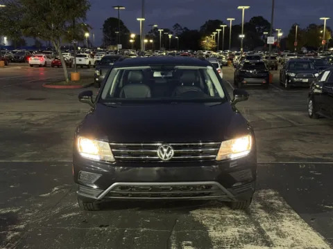 More photos of 2021 Volkswagen Tiguan SE at Auto Boutique Texas, TX