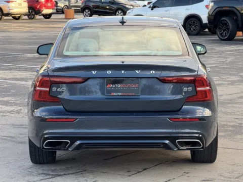 More photos of 2022 Volvo S60 Inscription at Auto Boutique Texas, TX