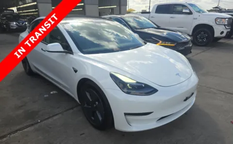White 2021 Tesla Model 3 Standard Range Plus for sale in Alvin, TX