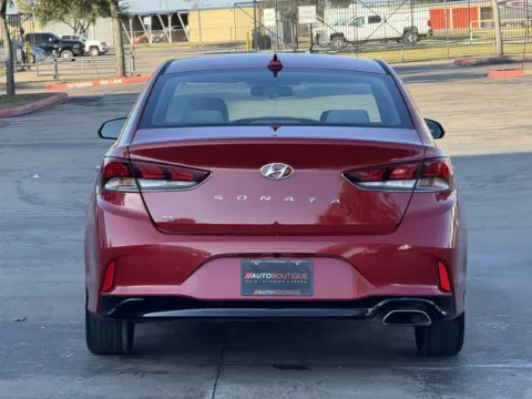 More photos of 2019 Hyundai Sonata SE at Auto Boutique Texas, TX