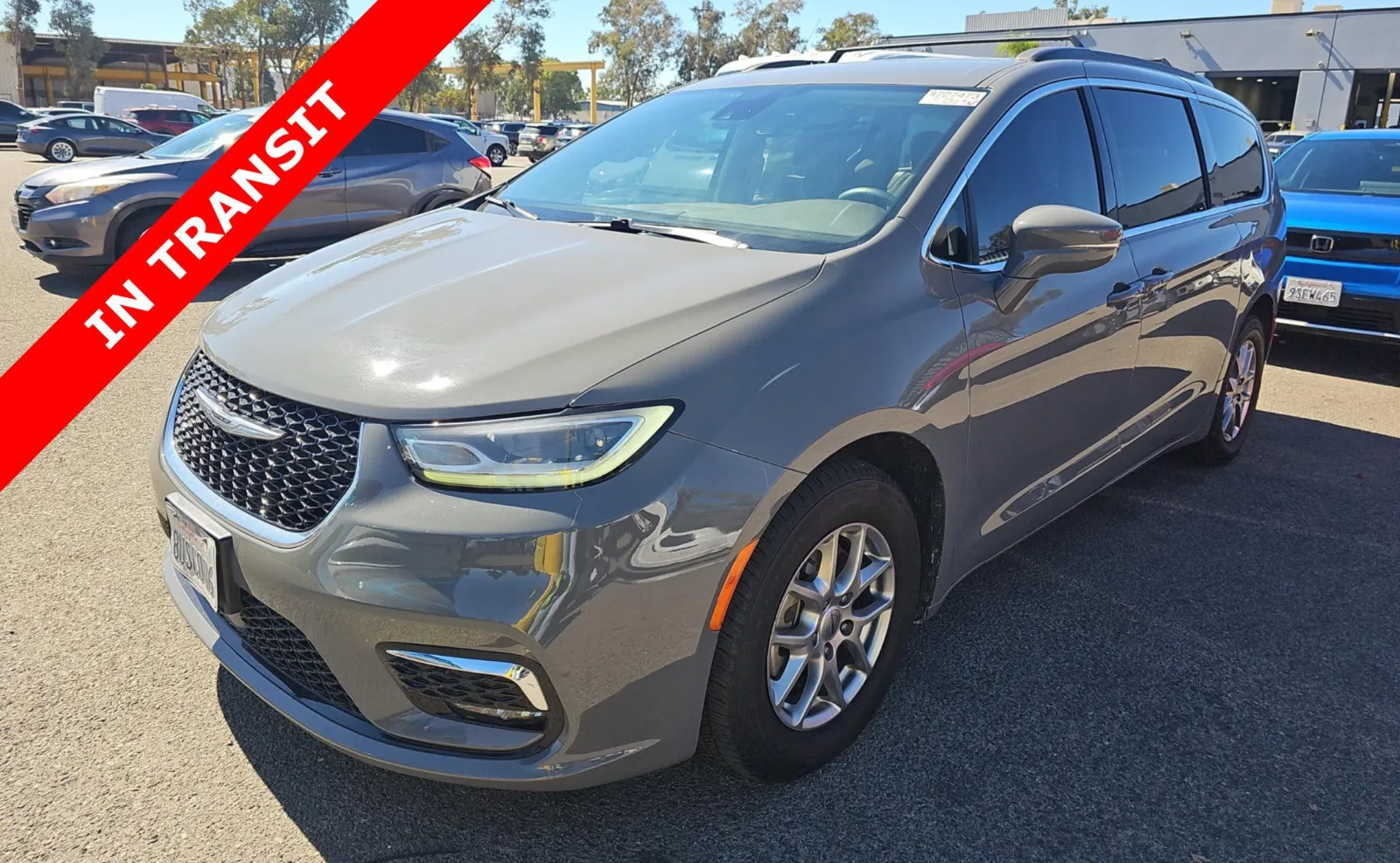 Gray 2021 Chrysler Pacifica Touring for sale in Alvin, TX