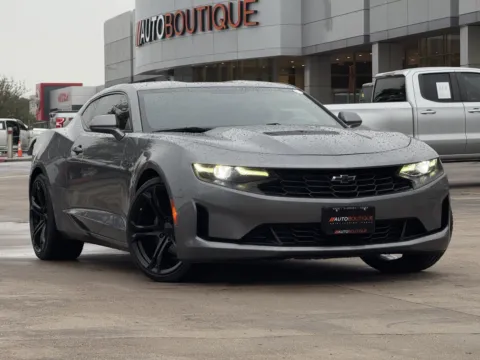 Photos of 2020 Chevrolet Camaro LT1 for sale in Alvin, TX at Auto Boutique Texas