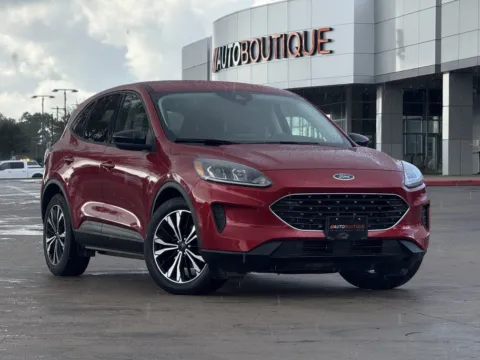 Photos of 2022 Ford Escape SE for sale in Alvin, TX at Auto Boutique Texas