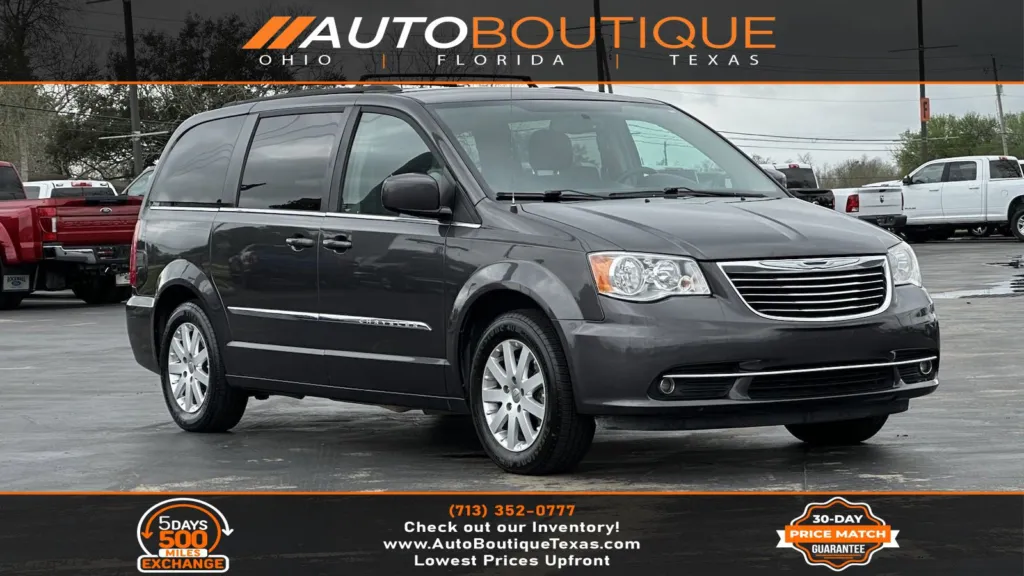 Used 2016 Chrysler Town Country Touring for sale in Alvin, TX at