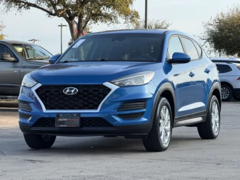 Another view of 2019 Hyundai Tucson SE for sale in Alvin, TX at Auto Boutique Texas