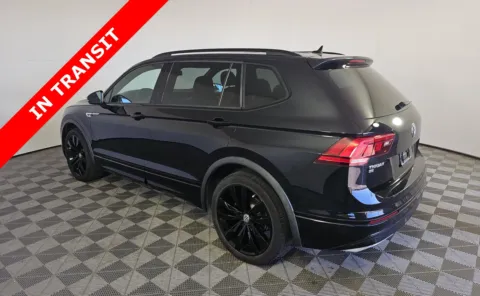 More photos of 2020 Volkswagen Tiguan SE at Auto Boutique Texas, TX