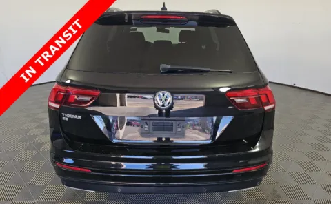 More photos of 2020 Volkswagen Tiguan SE at Auto Boutique Texas, TX