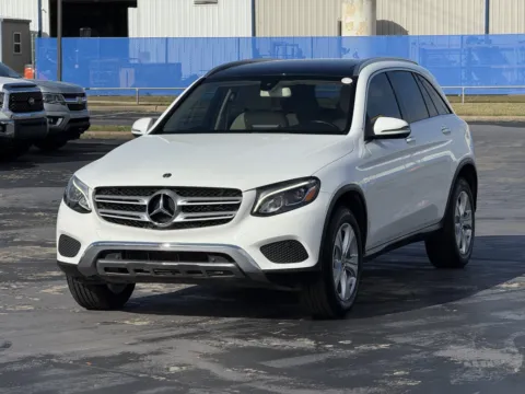 Another view of 2018 Mercedes-Benz GLC 300 for sale in Alvin, TX at Auto Boutique Texas