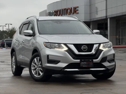 Photos of 2020 Nissan Rogue SV for sale in Alvin, TX at Auto Boutique Texas