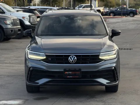 More photos of 2022 Volkswagen Tiguan SE R-Line Black at Auto Boutique Texas, TX