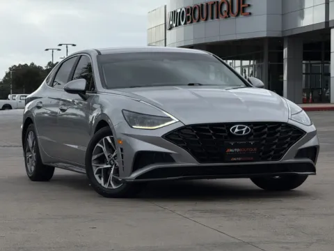 Photos of 2021 Hyundai Sonata SEL for sale in Alvin, TX at Auto Boutique Texas