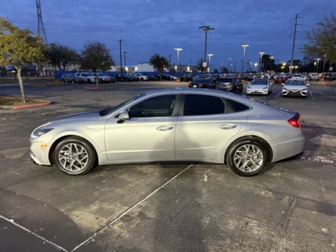 More photos of 2021 Hyundai Sonata SEL at Auto Boutique Texas, TX